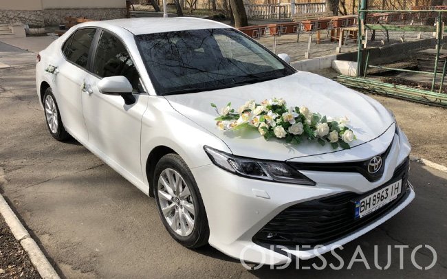 Аренда Toyota Camry 70 на свадьбу Одеса
